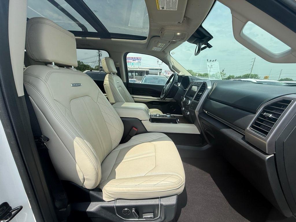 Ford Expedition MAX Platinum 4WD 2021