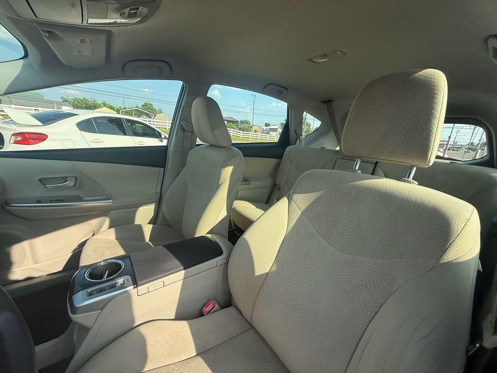 Toyota Prius V Three 2013