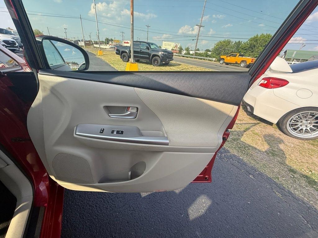 Toyota Prius V Three 2013