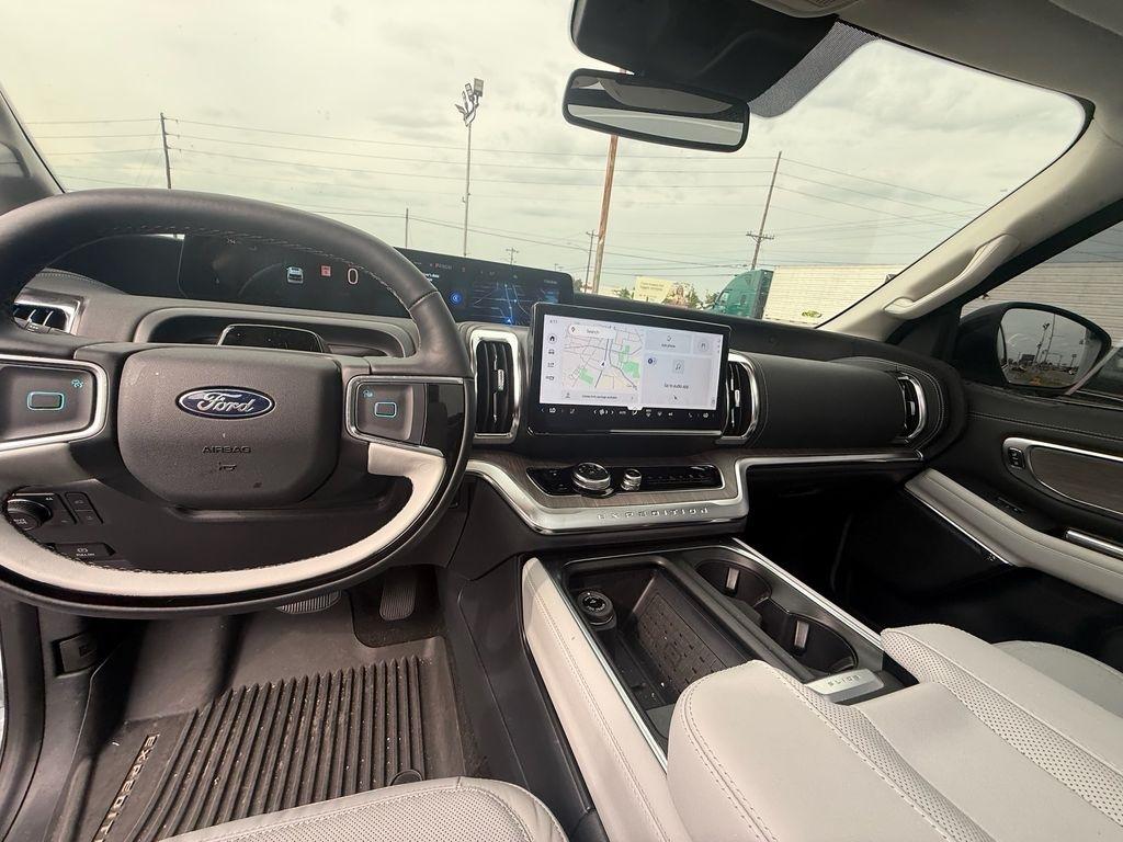 Ford Expedition  2025