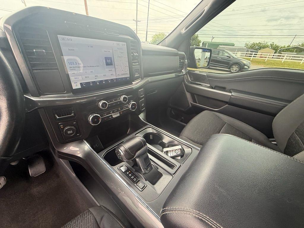 Ford F-150 XLT 4WD 2022