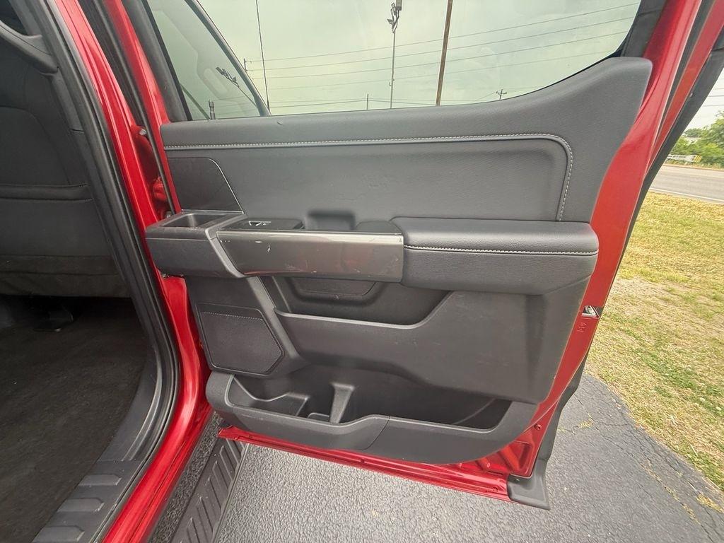 Ford F-150 XLT 4WD 2022