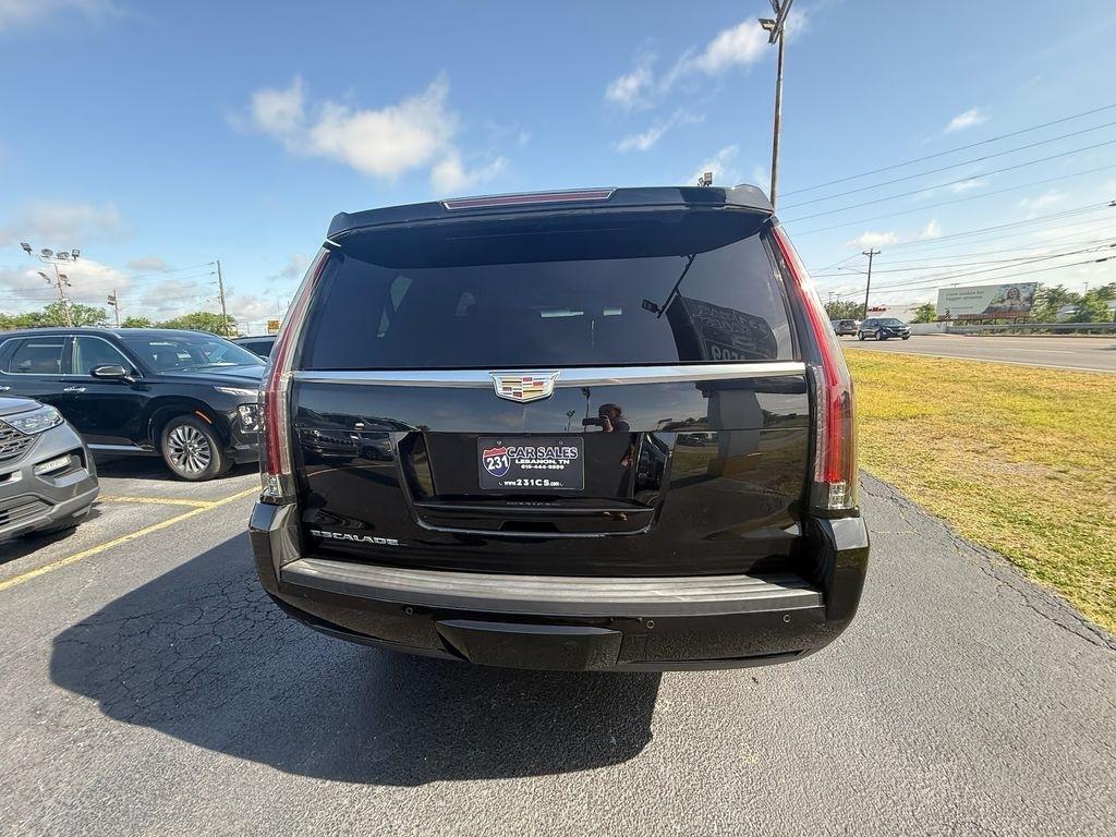 Cadillac Escalade Platinum 4WD 2016