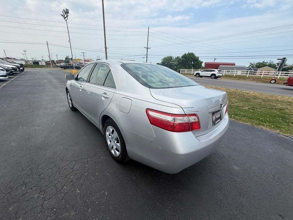 Toyota Camry XLE 5-Spd AT 2009