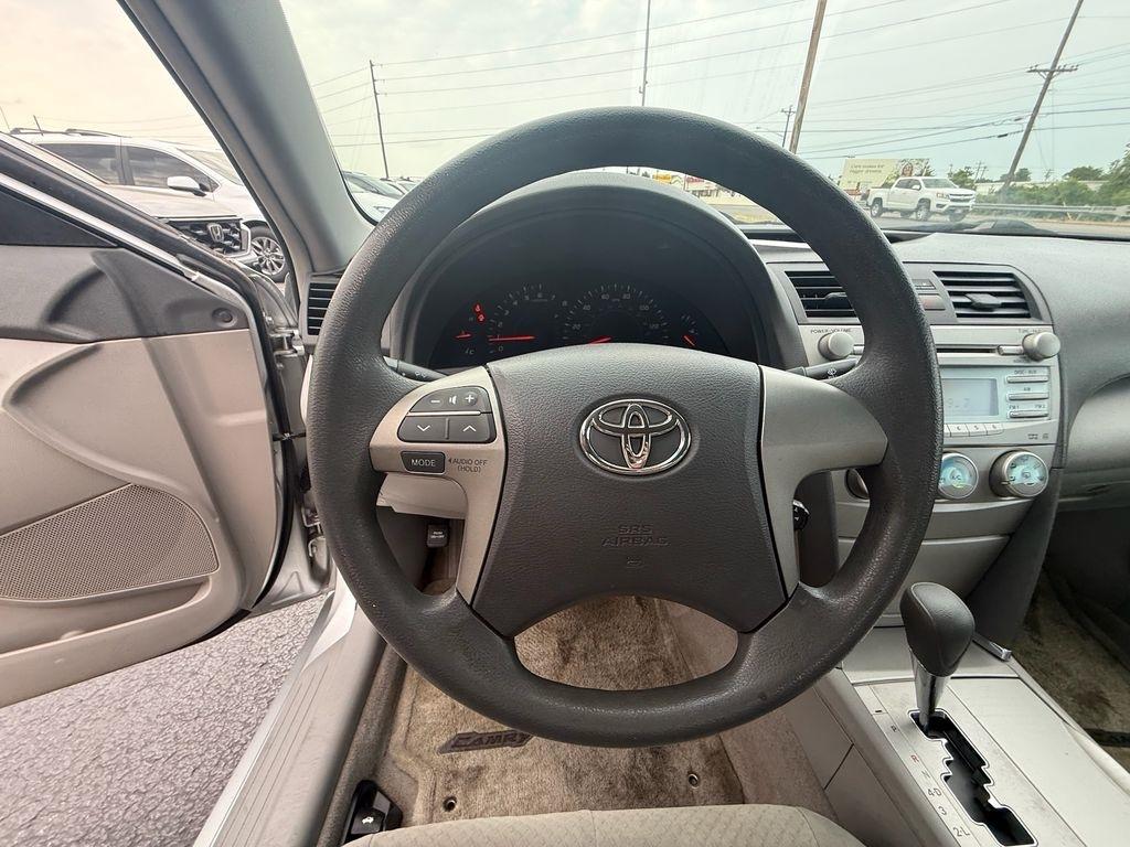 Toyota Camry XLE 5-Spd AT 2009