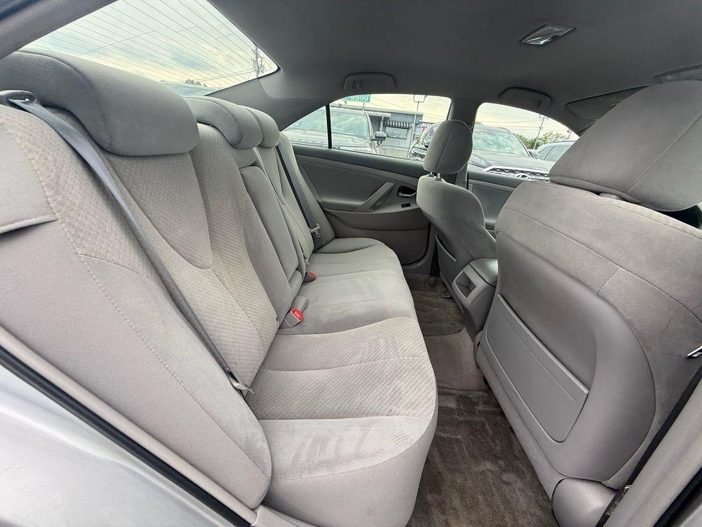 Toyota Camry XLE 5-Spd AT 2009