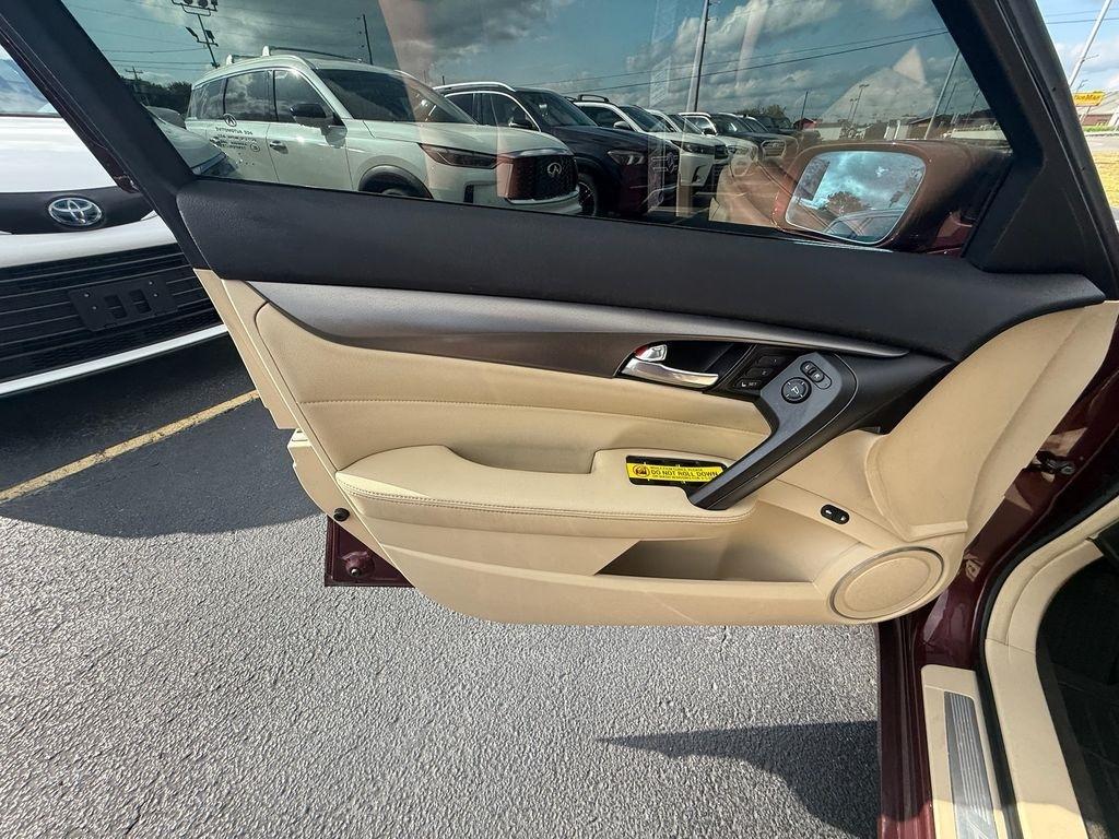 Acura TL 6-Speed AT 2012