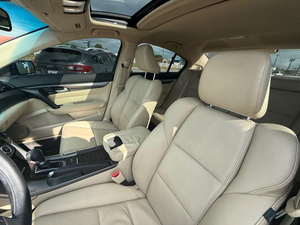 Acura TL 6-Speed AT 2012