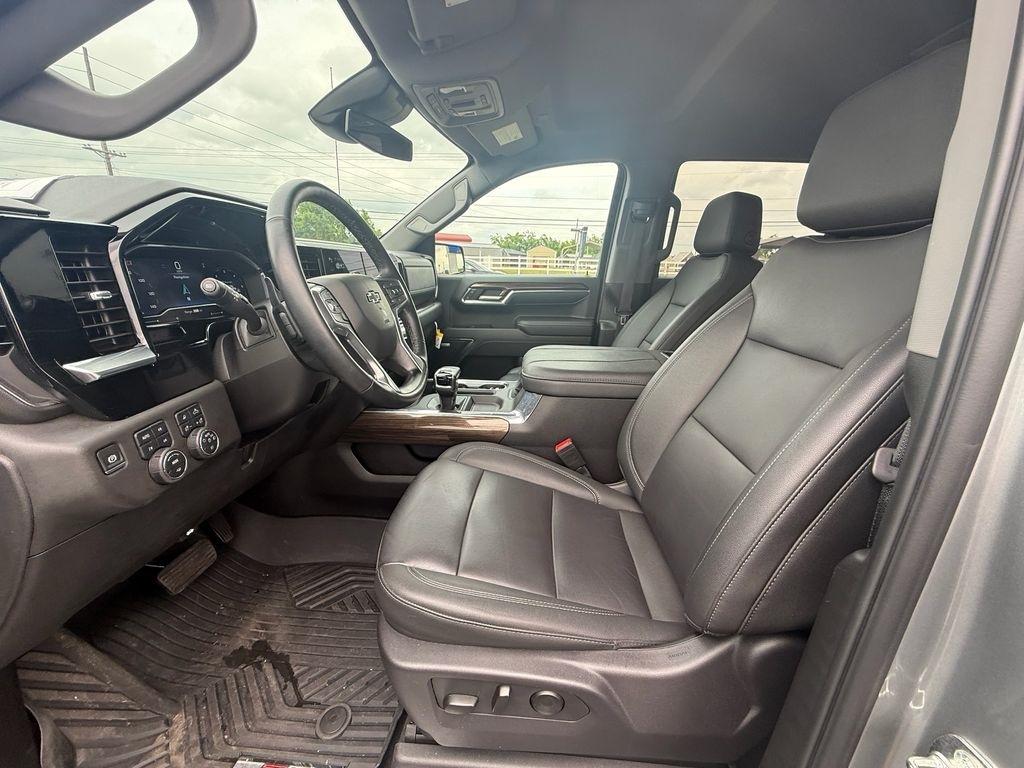 Chevrolet Silverado 1500 RST Crew Cab 4WD 2024