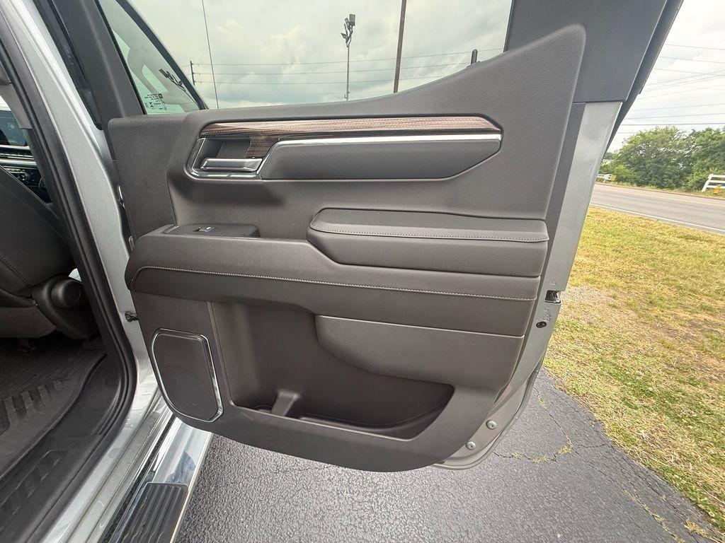 Chevrolet Silverado 1500 RST Crew Cab 4WD 2024