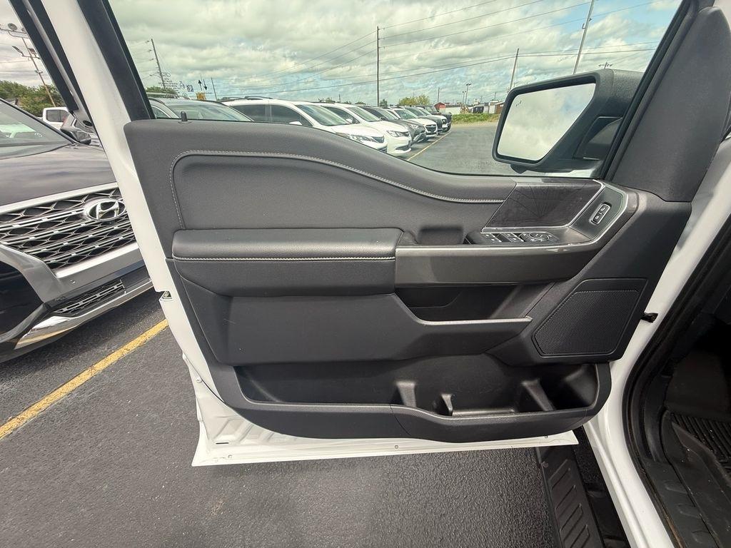 Ford F-150 XLT SuperCrew 4WD 2023