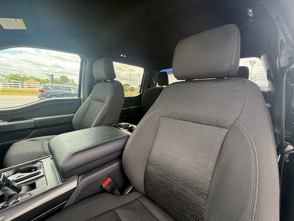 Ford F-150 XLT SuperCrew 4WD 2023