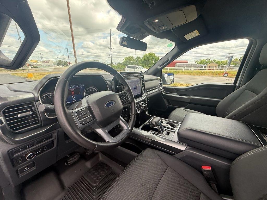 Ford F-150 XLT SuperCrew 4WD 2023