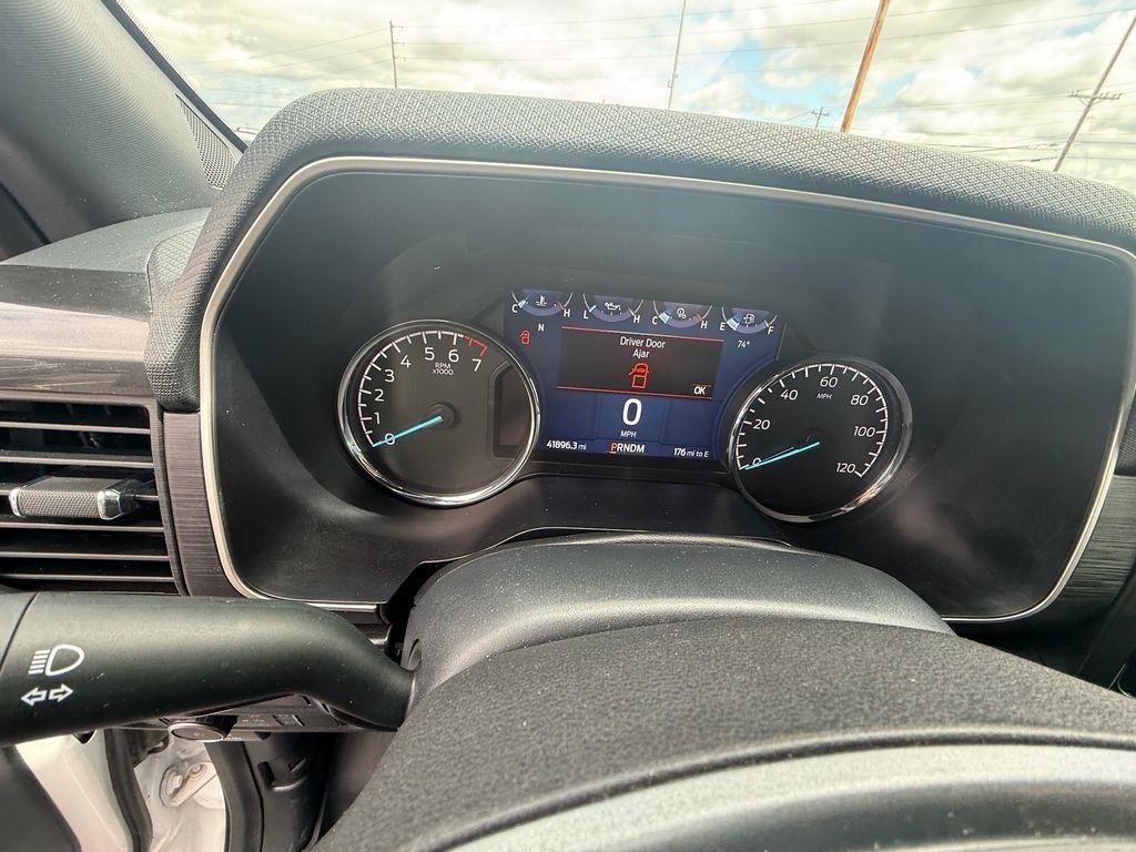 Ford F-150 XLT SuperCrew 4WD 2023