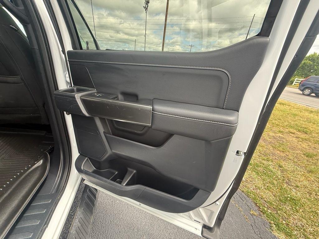 Ford F-150 XLT SuperCrew 4WD 2023