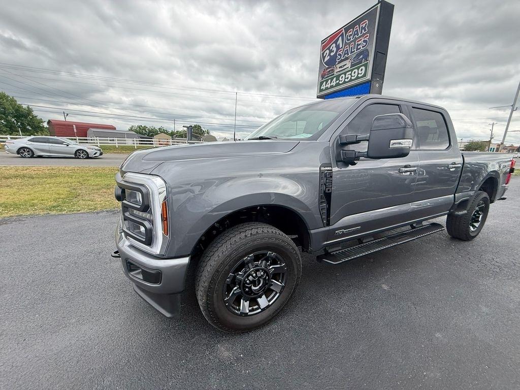 Ford F-250 SD Lariat Crew Cab 4WD 2024