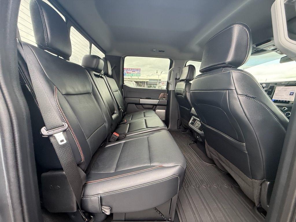 Ford F-250 SD Lariat Crew Cab 4WD 2024