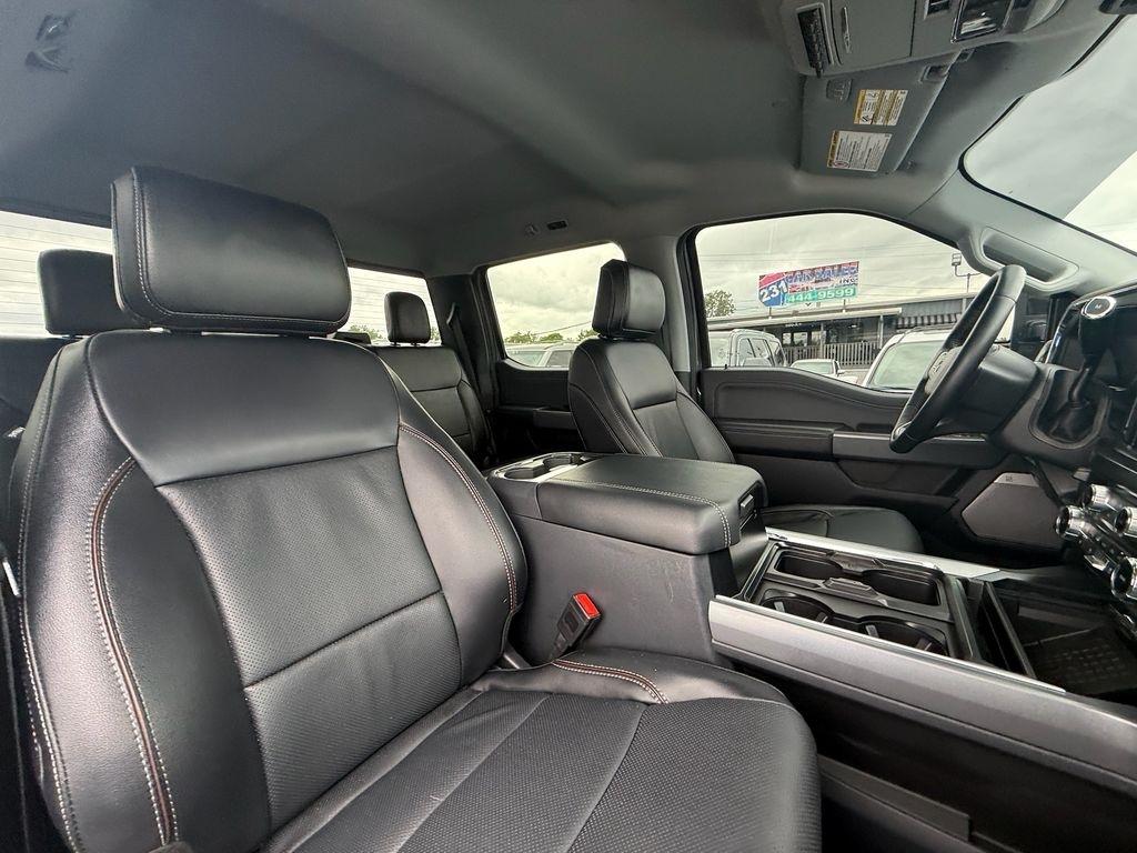 Ford F-250 SD Lariat Crew Cab 4WD 2024