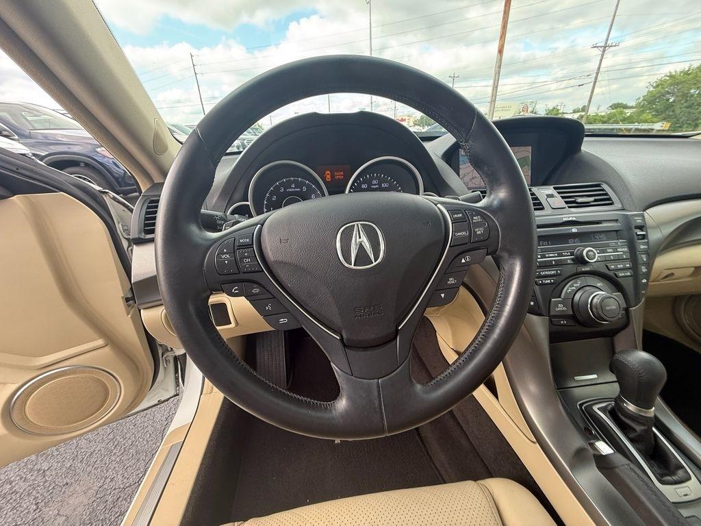 Acura TL 6-Speed AT with Tech Package and 18-In. WP 2012