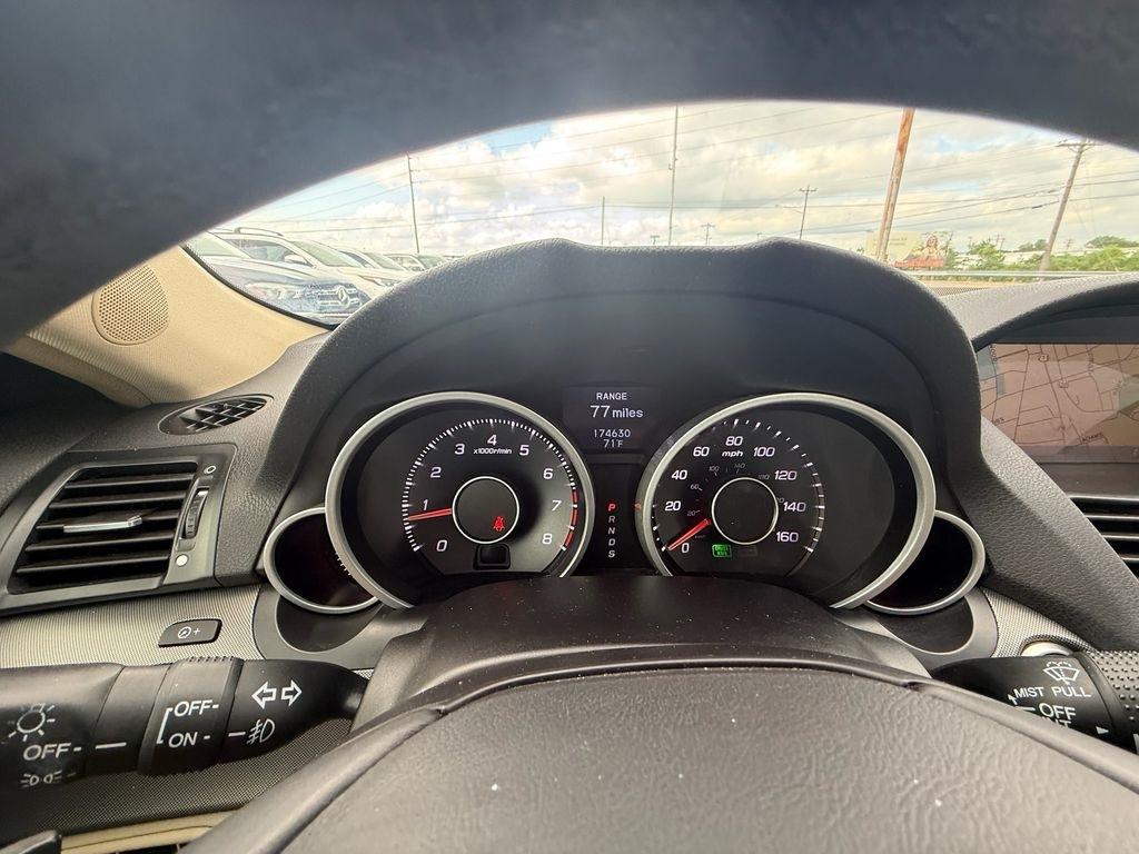 Acura TL 6-Speed AT with Tech Package and 18-In. WP 2012