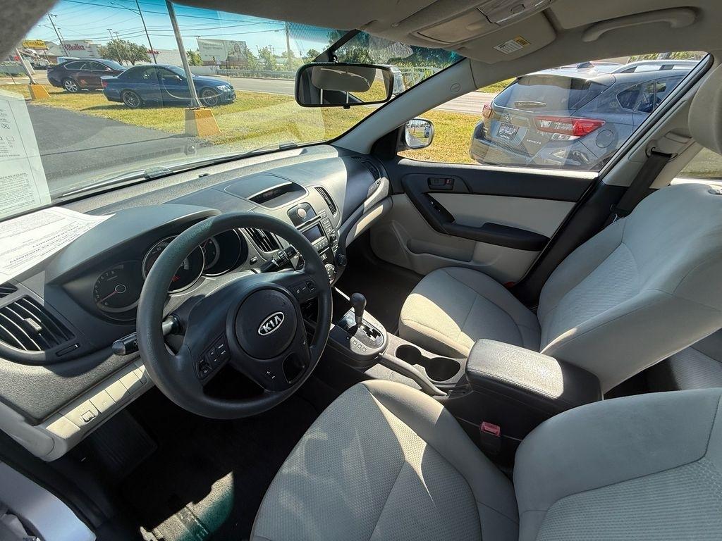 Kia Forte EX 2010