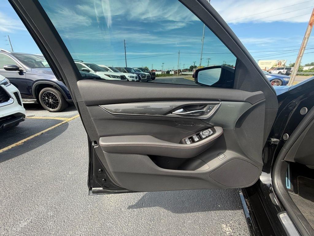 Cadillac CT5 Sport 2025