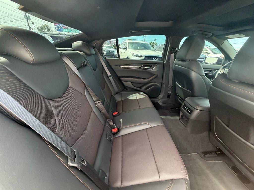 Cadillac CT5 Sport 2025