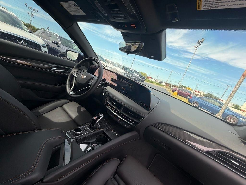 Cadillac CT5 Sport 2025