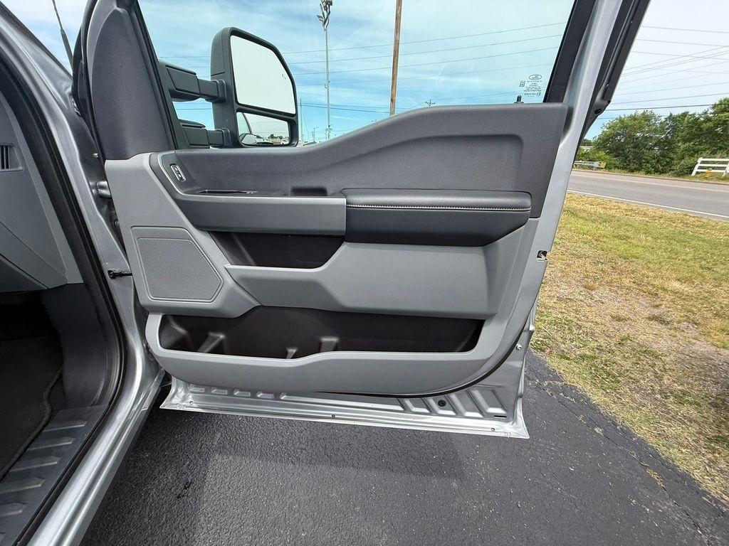 2024 Ford F-250 SD XL Crew Cab 4WD