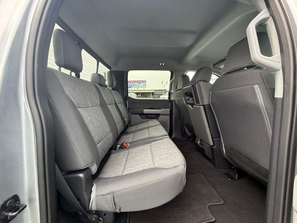 Ford F-250 SD XL Crew Cab 4WD 2024