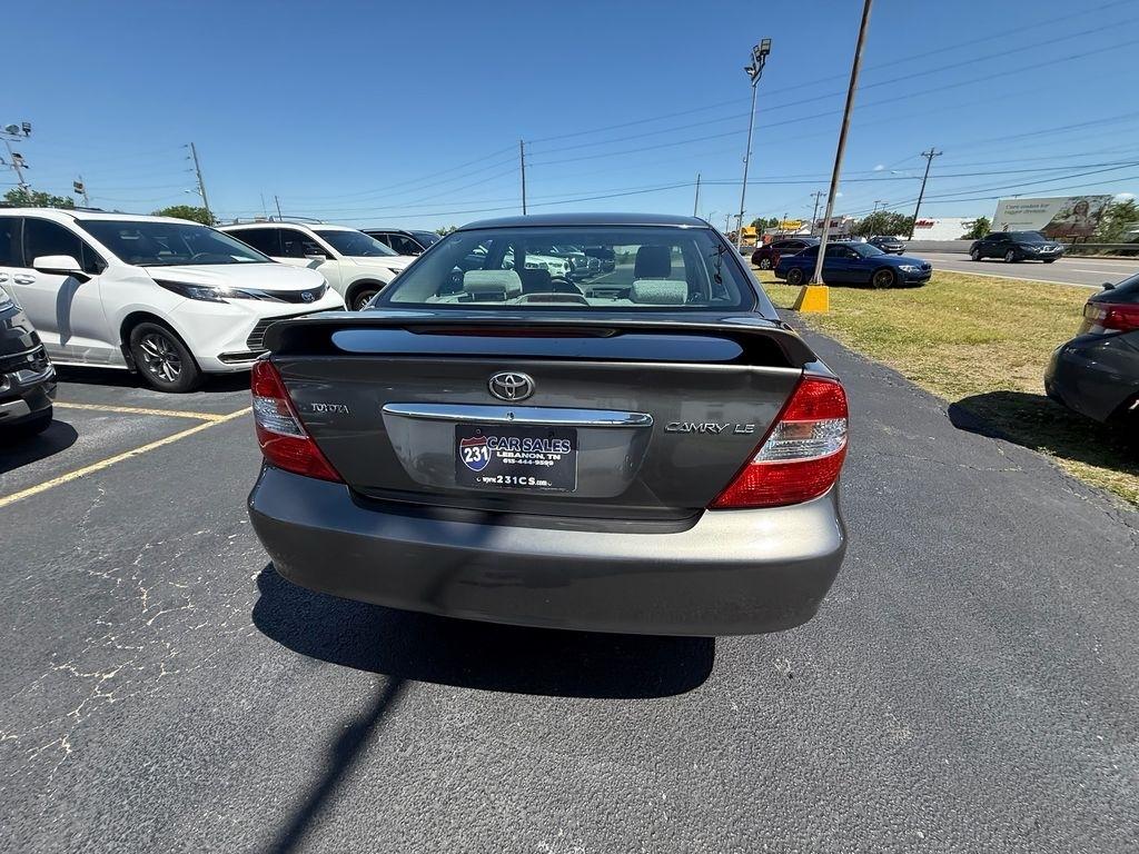 Toyota Camry Standard 2004