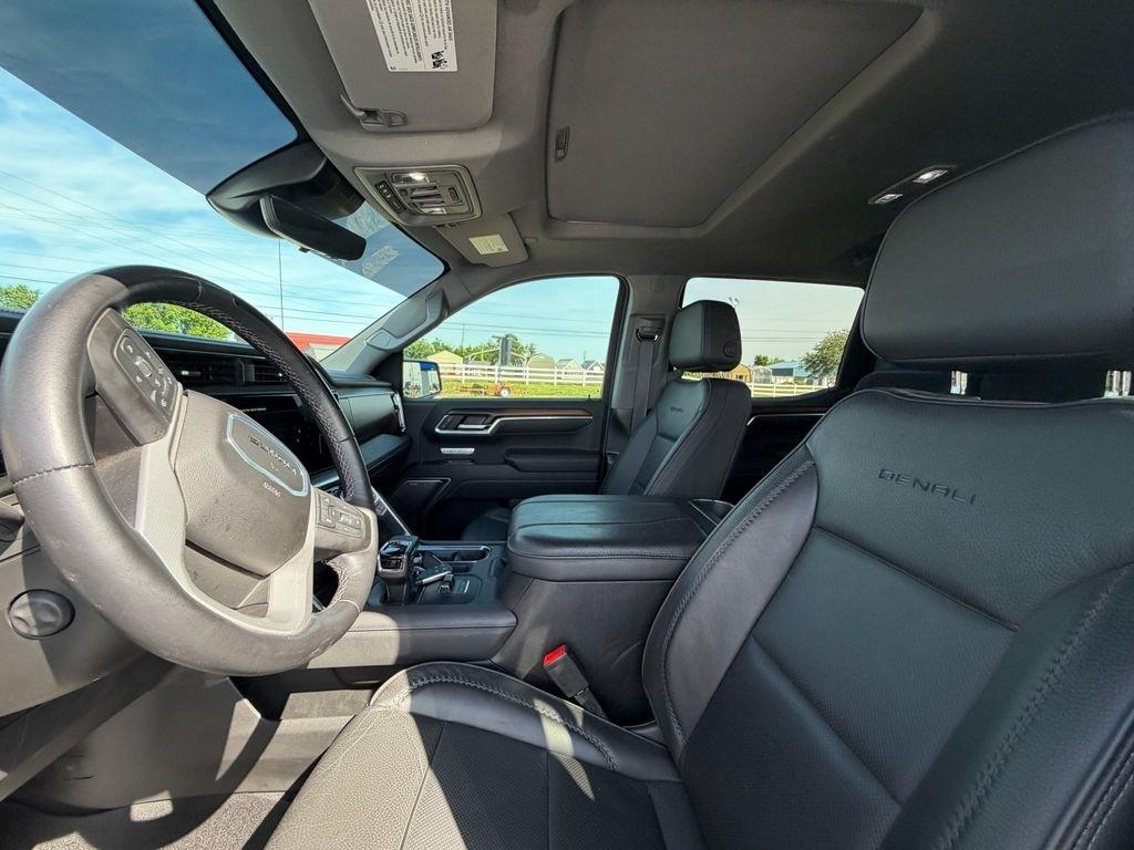GMC Sierra 1500 Denali Crew Cab 4WD 2025