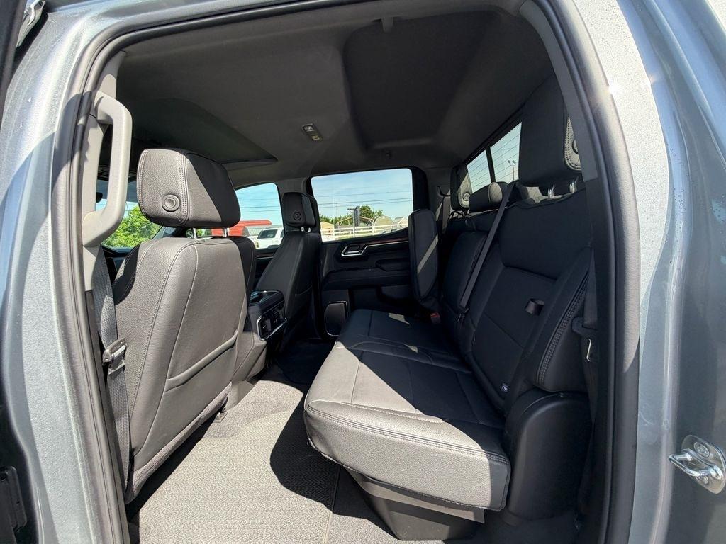 GMC Sierra 1500 Denali Crew Cab 4WD 2025