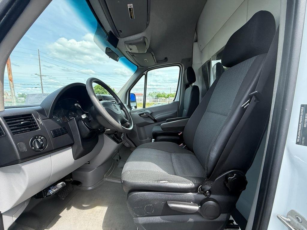 Mercedes-Benz Sprinter 3500 High Roof 170-in. WB 2012