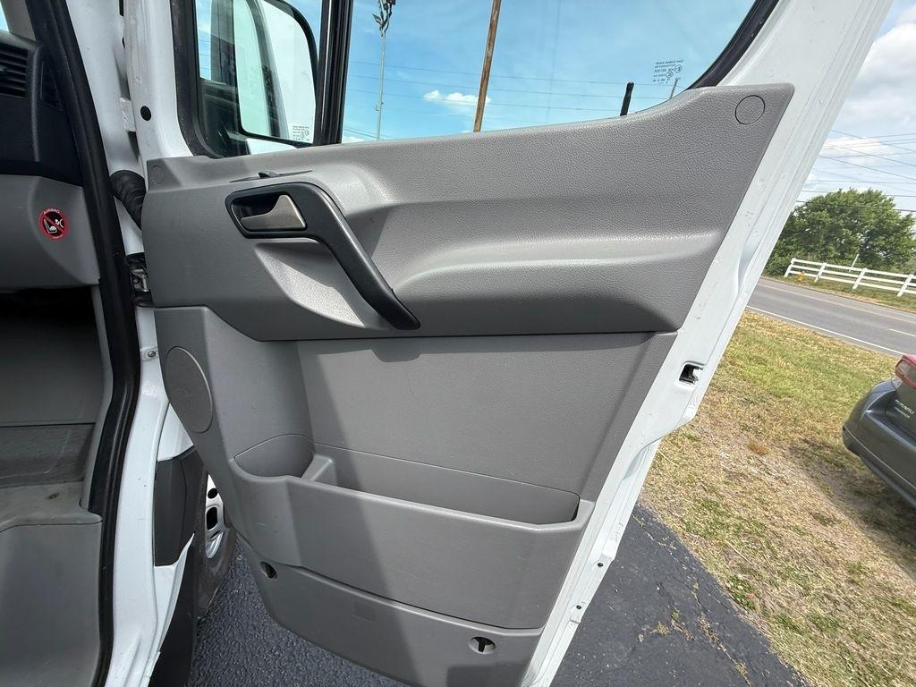 Mercedes-Benz Sprinter 3500 High Roof 170-in. WB 2012