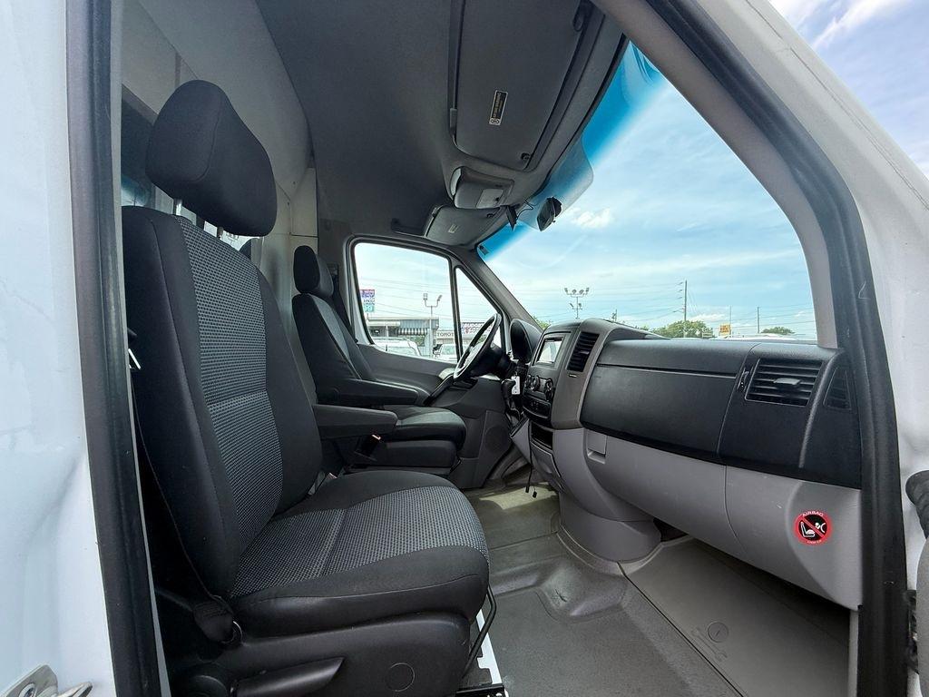 Mercedes-Benz Sprinter 3500 High Roof 170-in. WB 2012