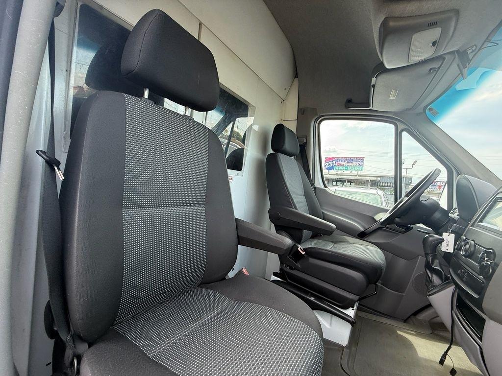 Mercedes-Benz Sprinter 3500 High Roof 170-in. WB 2012