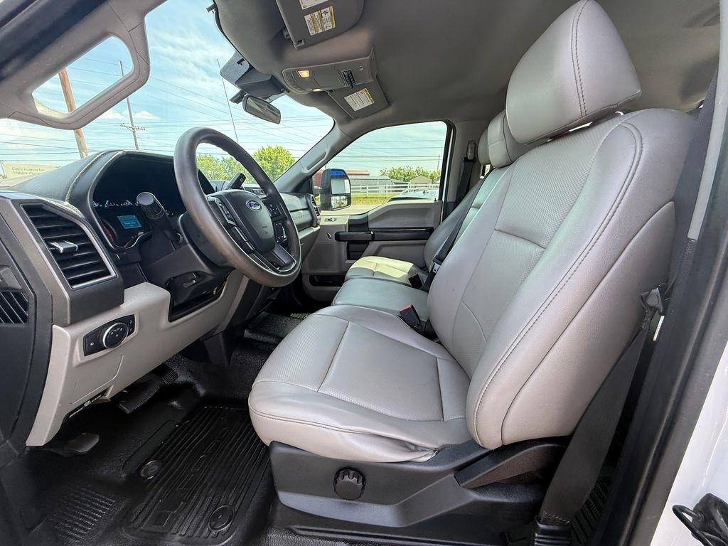 Ford F-350 SD XL Crew Cab DRW 2WD 2021