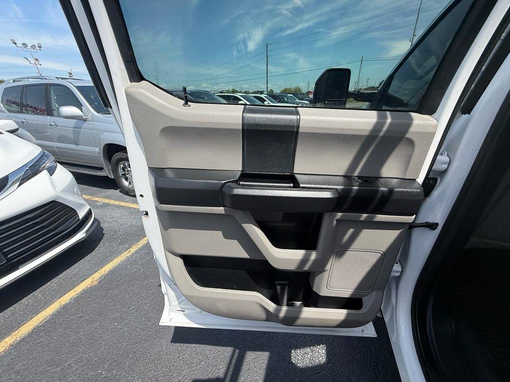 Ford F-350 SD XL Crew Cab DRW 2WD 2021