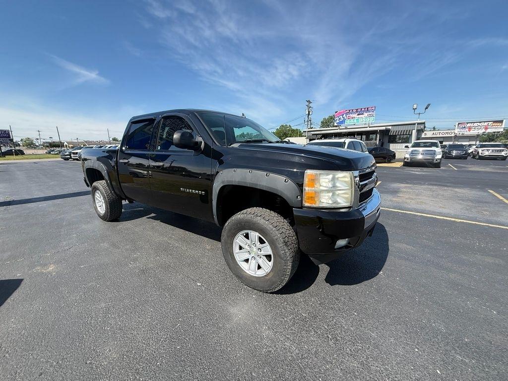 2010 Chevrolet Silverado 1500 LT1 Crew Cab 2WD