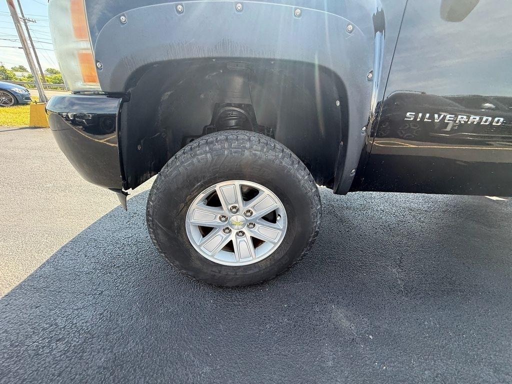 Chevrolet Silverado 1500 LT1 Crew Cab 2WD 2010