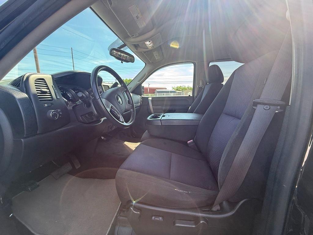 Chevrolet Silverado 1500 LT1 Crew Cab 2WD 2010