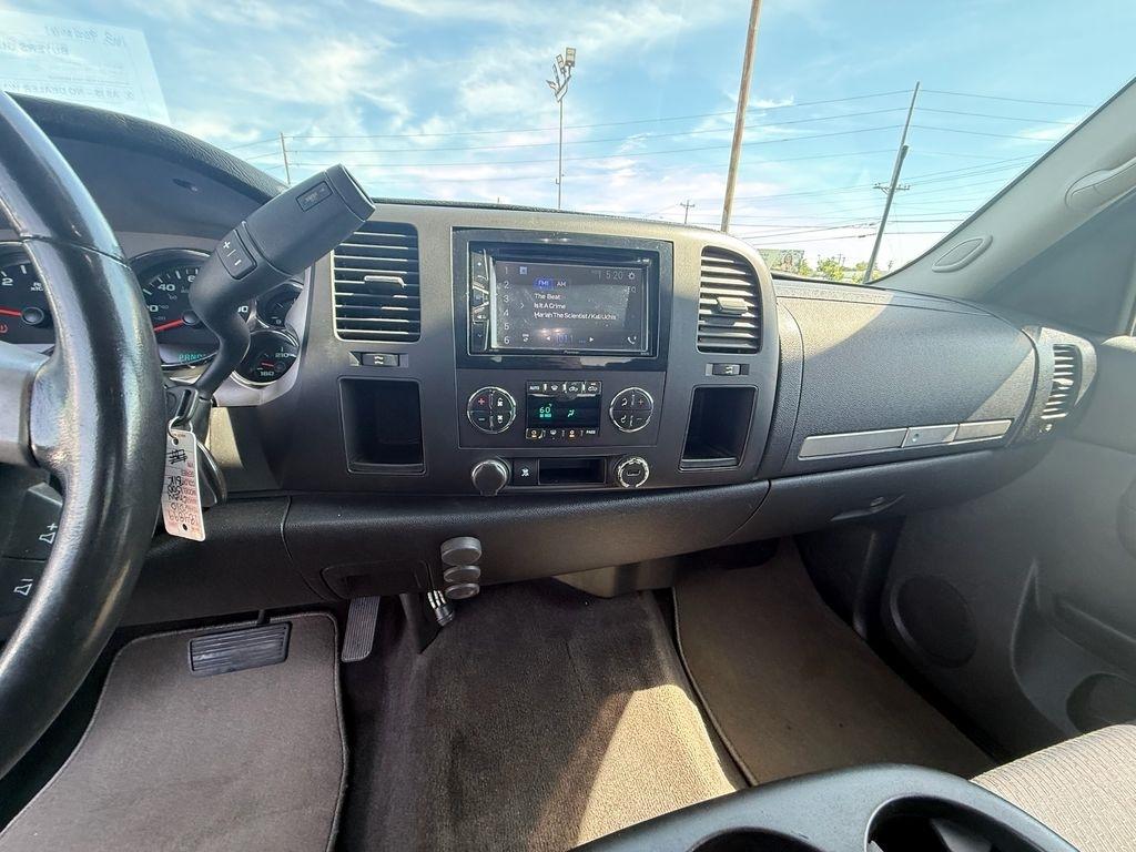 Chevrolet Silverado 1500 LT1 Crew Cab 2WD 2010