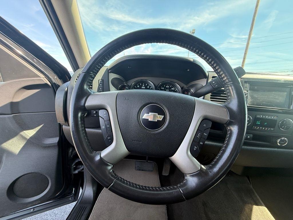 Chevrolet Silverado 1500 LT1 Crew Cab 2WD 2010