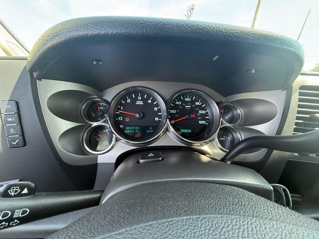 Chevrolet Silverado 1500 LT1 Crew Cab 2WD 2010