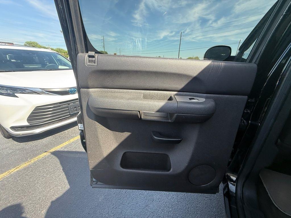 Chevrolet Silverado 1500 LT1 Crew Cab 2WD 2010