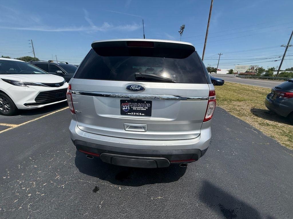 Ford Explorer XLT FWD 2012