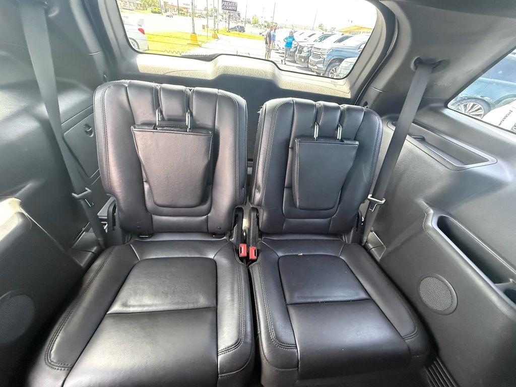 Ford Explorer XLT FWD 2012