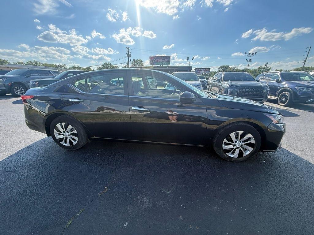 Nissan Altima 2.5 S 2023