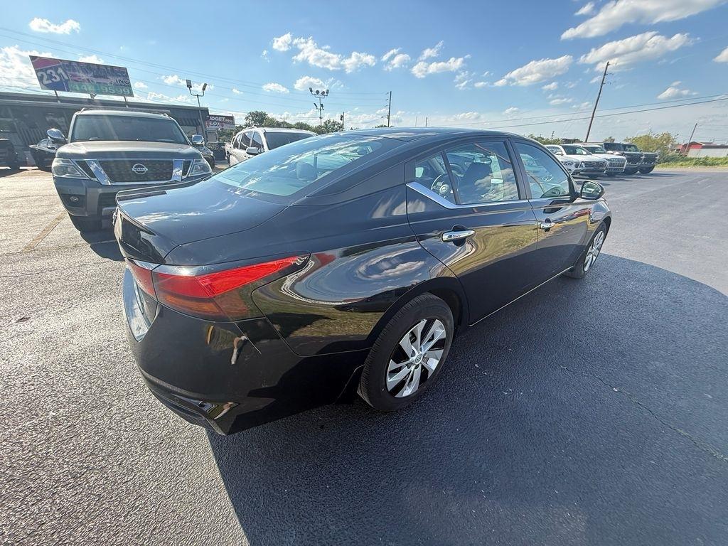 Nissan Altima 2.5 S 2023